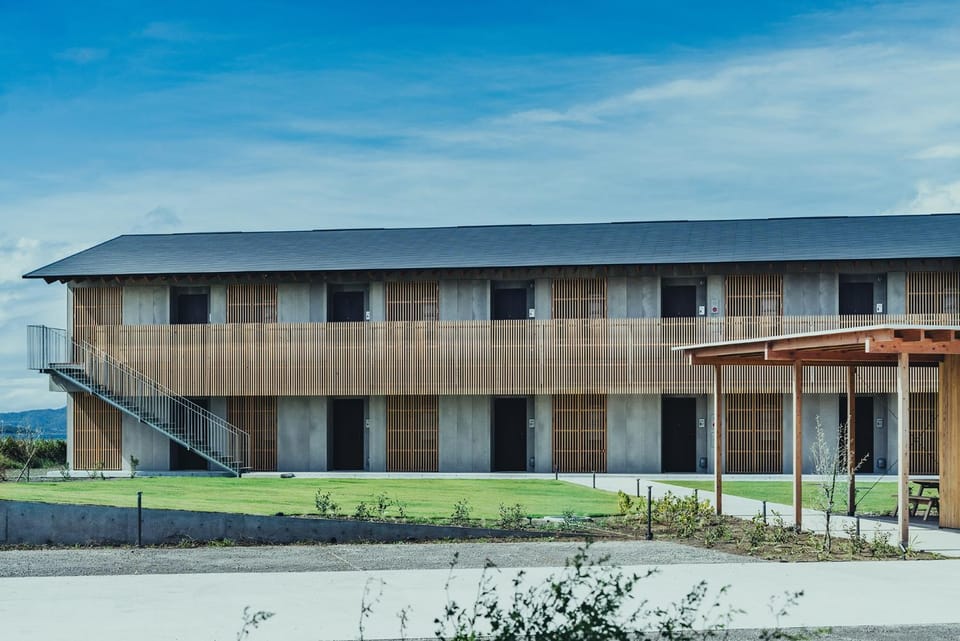 Property building, Day