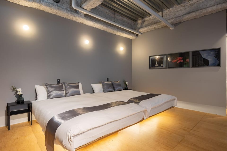 Bed, Bedroom, air conditioner