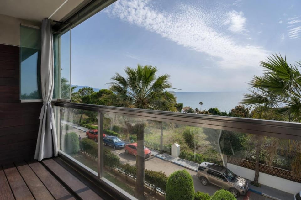 Topfloor apartment with terrace and sea views Apartment in Costa del Sol