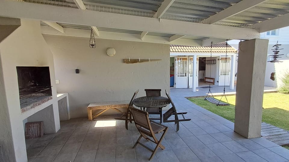 Patio, BBQ facilities