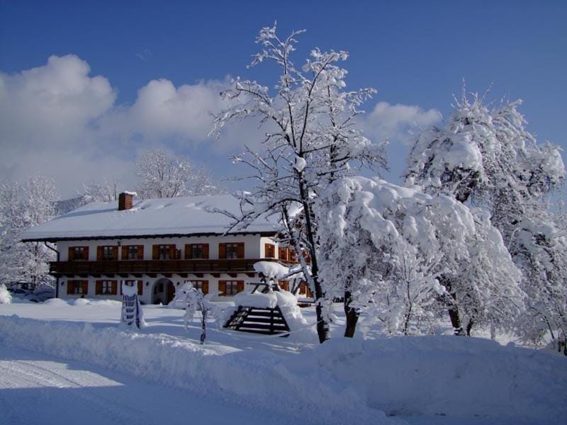 Ferienwohnungen Kressenlehen Farm Stay in Berchtesgadener Land