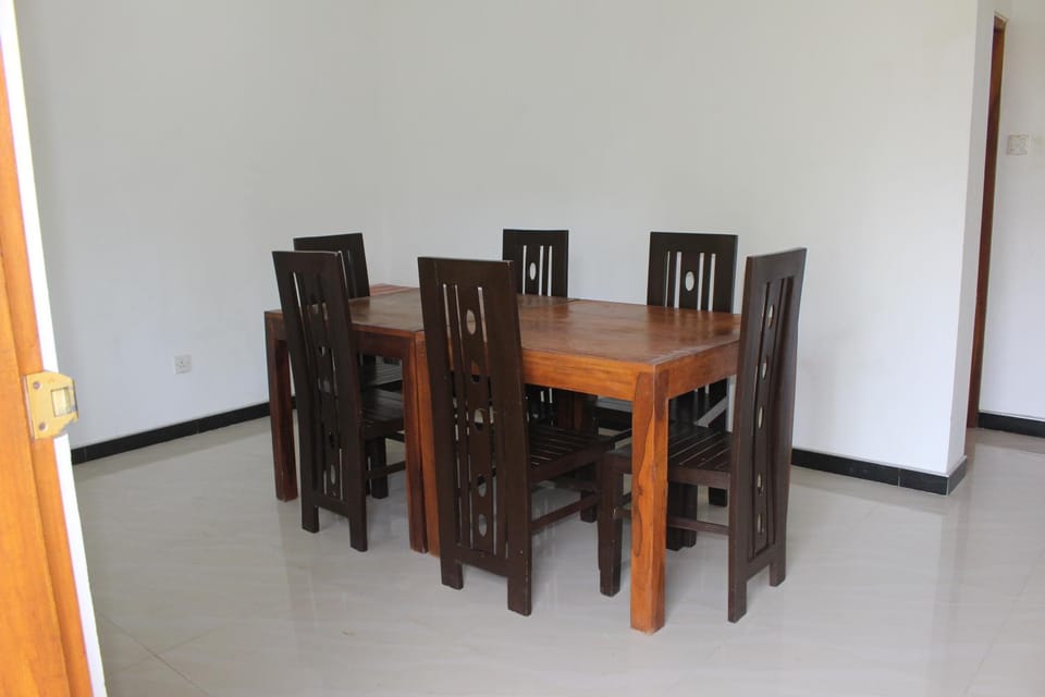 Dilsara Accommodation House in Tangalle