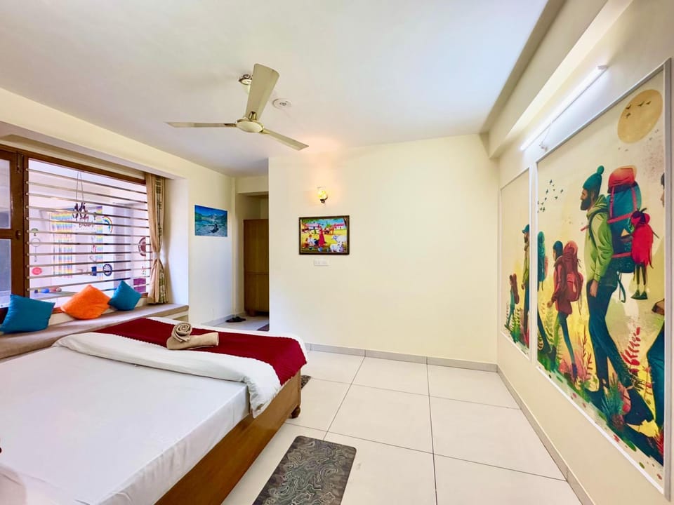 The Auriga 3BHK Fully Entair Villa in kasauli I Pvt Stay I Open Air Terrace I Kitchen Livingroom I Lawn Bonfire I Gaming Zone Apartment in Himachal Pradesh