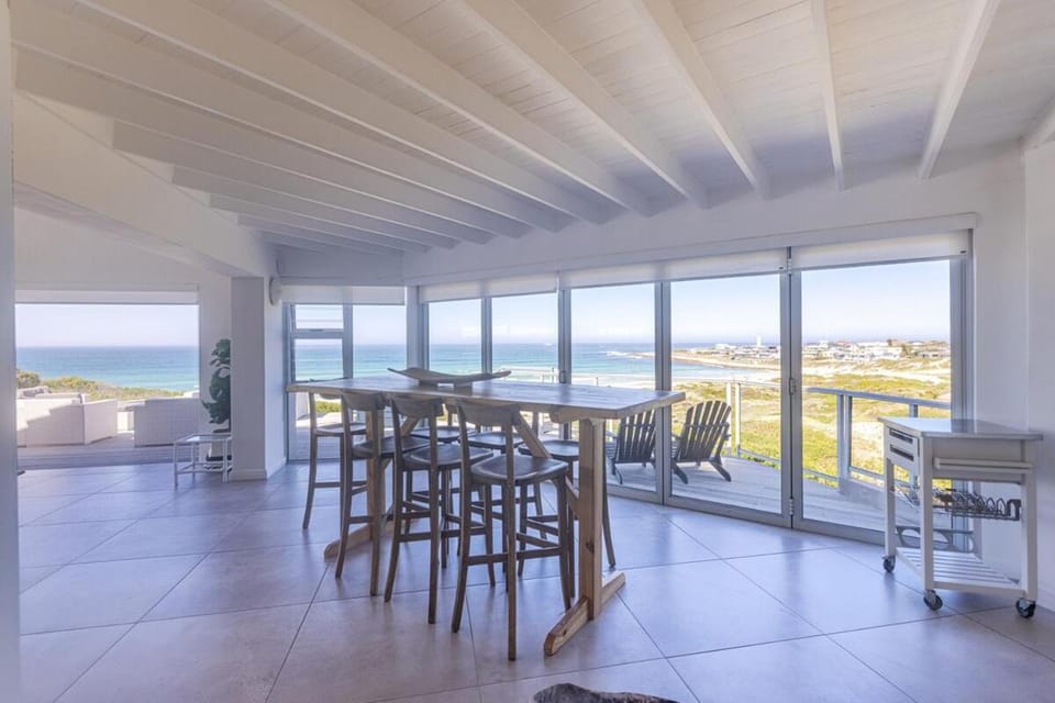 Simply Stunning but smaller House in Eastern Cape