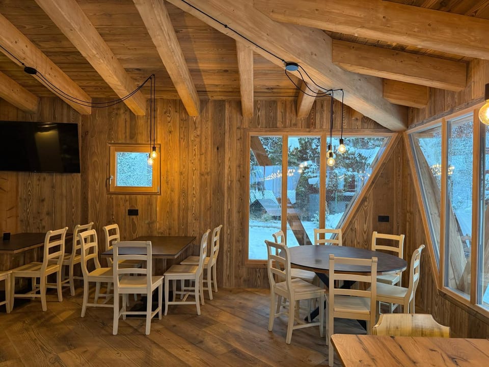 Lounge or bar