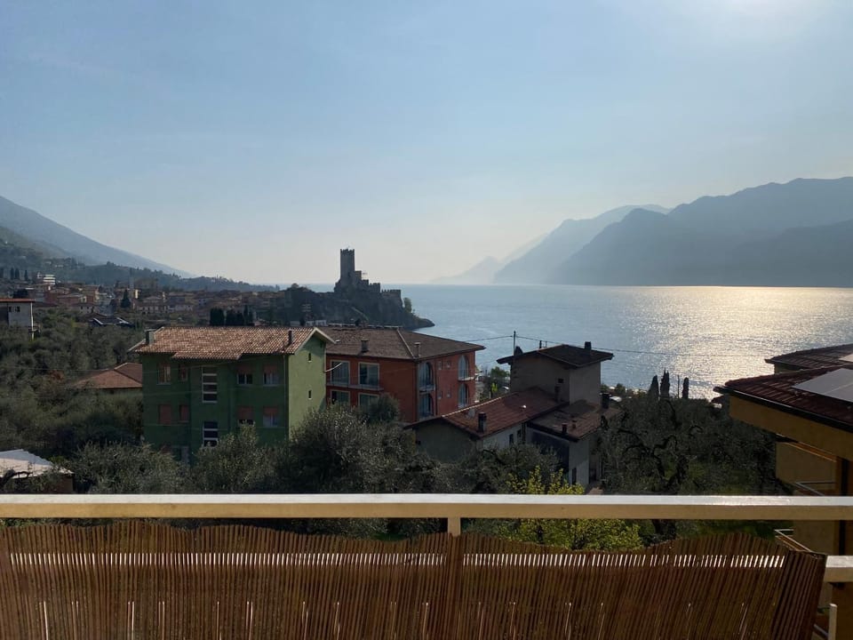 Terrazzza Lago & Castello Apartment in Malcesine