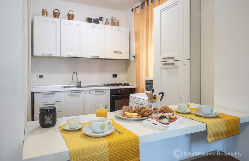 Kitchen or kitchenette, Food