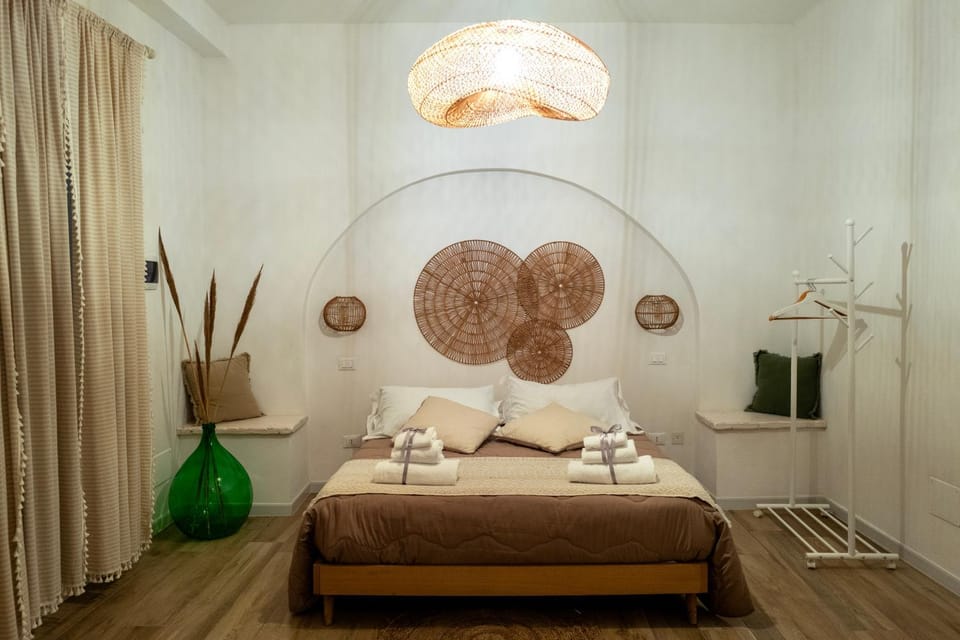 Dimore Piazza Vecchia Wellness Suites Bed and Breakfast in Castellana Grotte