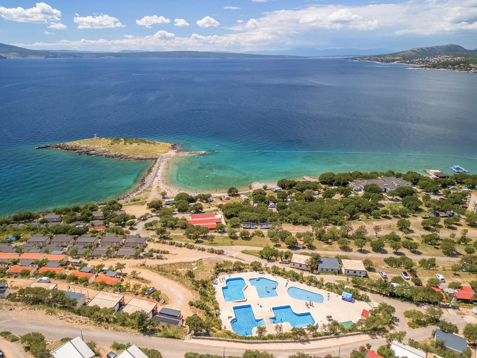 Bird's eye view, Beach, Sea view, Swimming pool