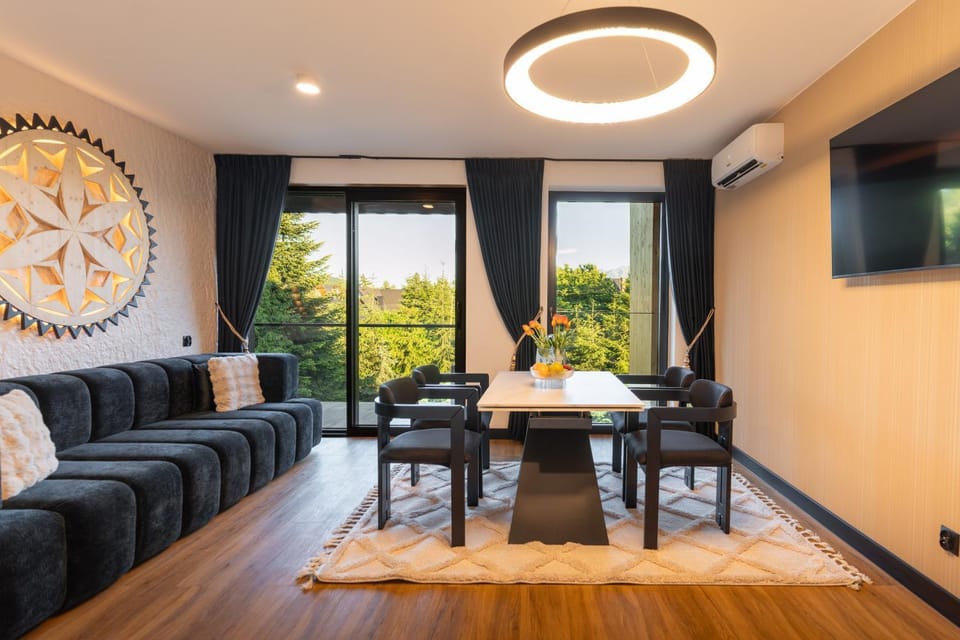 Communal lounge/ TV room, Evening entertainment