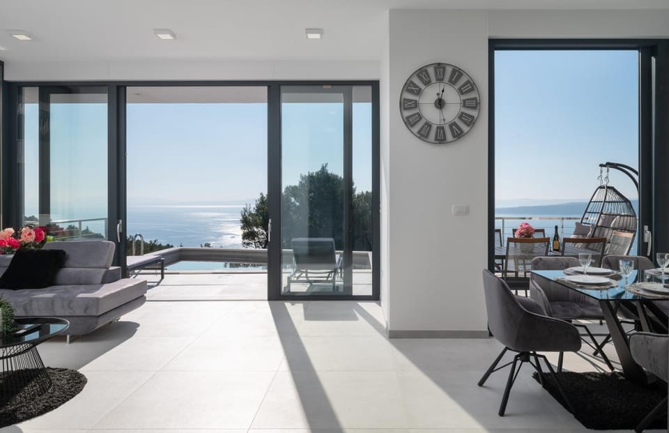 Luxury Villa Ivana Brela heated pool 28 m2, gym Villa in Brela