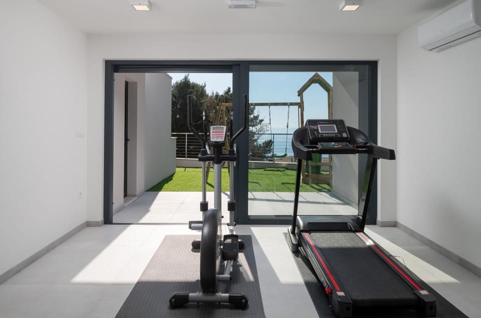 Luxury Villa Ivana Brela heated pool 28 m2, gym Villa in Brela