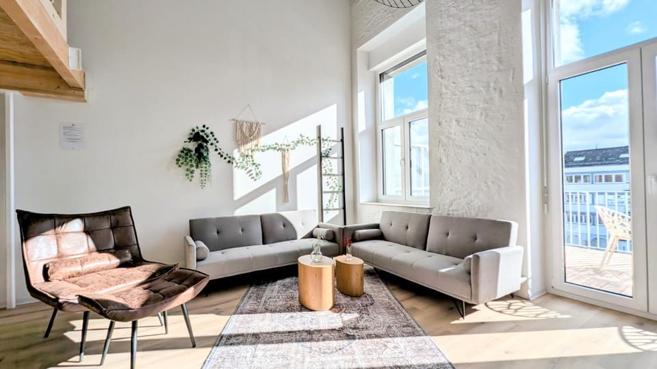 View (from property/room), Living room, Seating area