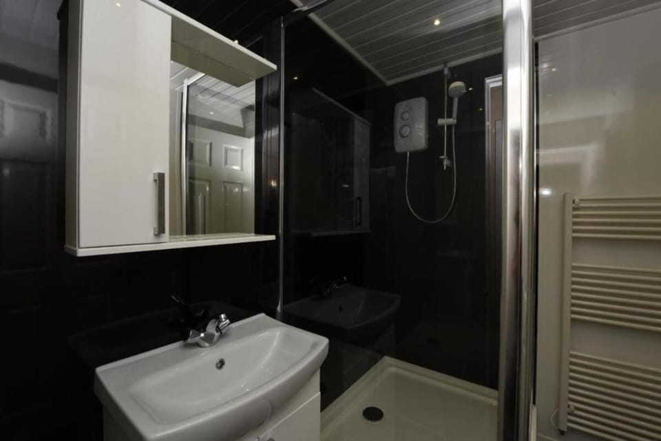 Dartside 9 Apartment in Dartmouth