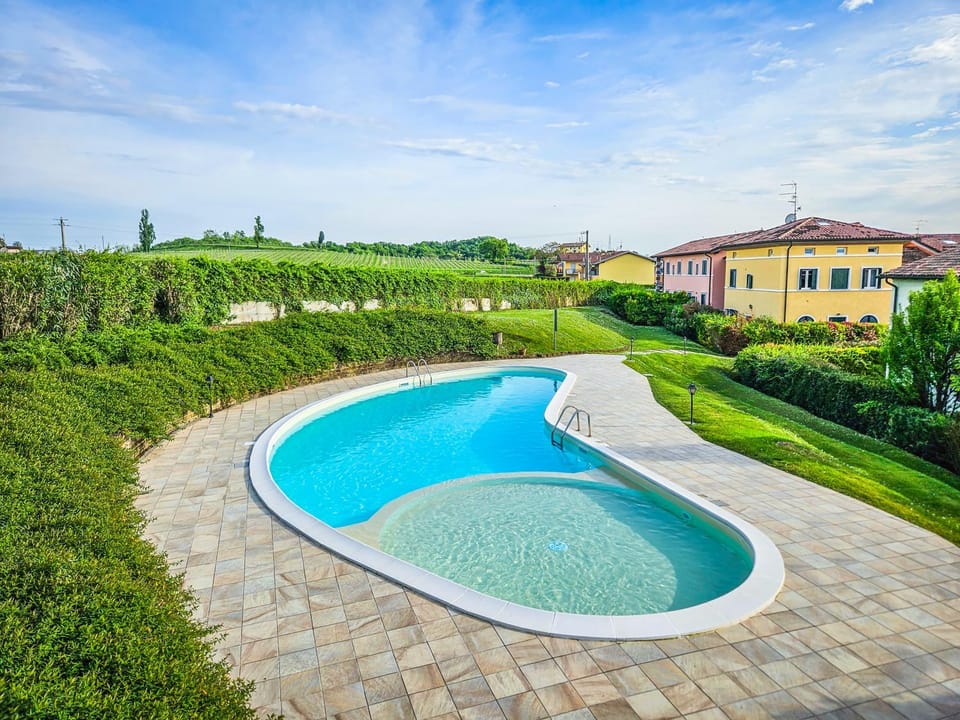 Spring, Day, Garden, Pool view, Swimming pool
