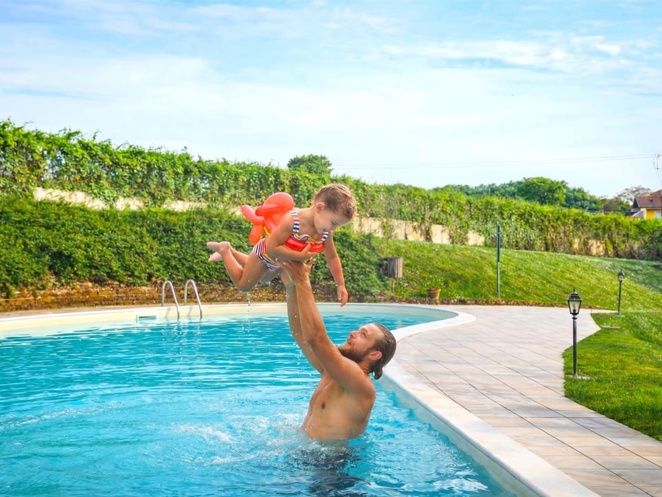 Spring, Day, People, Natural landscape, Garden, Garden view, Pool view, Swimming pool, Family, sunbed