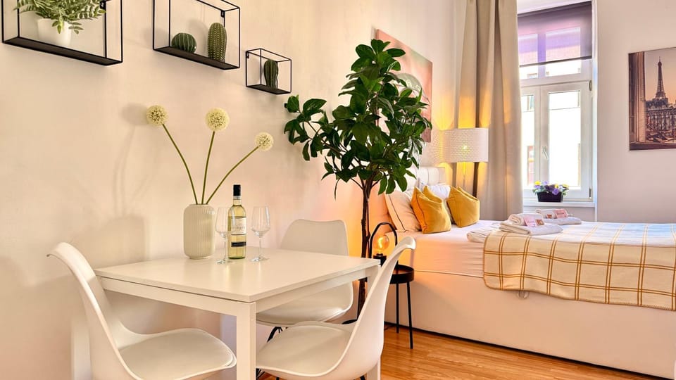 CITY&MORE-11! Schickes Apartment mit Altbauflair! Apartment in Vienna