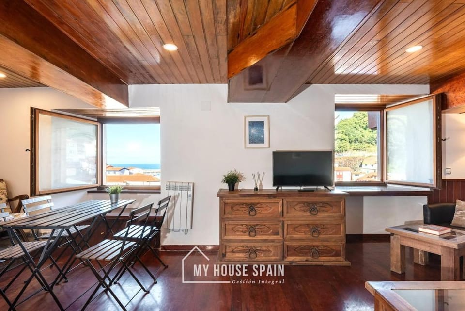 MyHouseSpain - Acogedor apartamento con terraza Apartment in Cudillero
