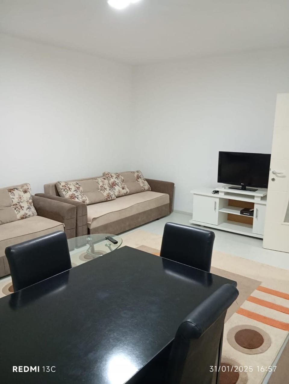 Communal lounge/ TV room, TV and multimedia, Living room
