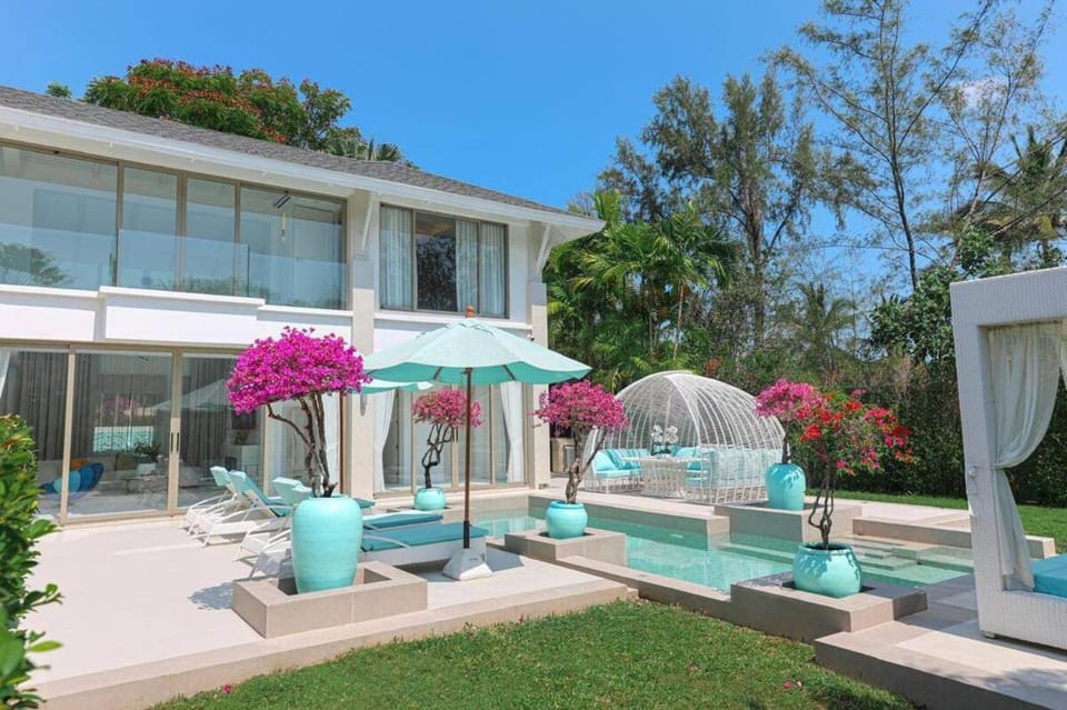 Beachfront Luxury villa near Banyan Tree Villa in Choeng Thale