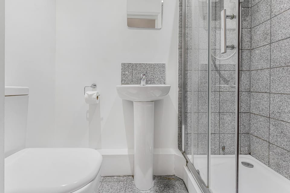 Charming 1-BR Brighton Bed and Breakfast in Hove