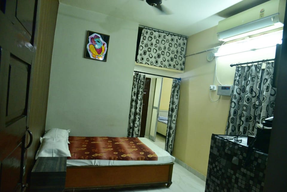 Happy Home Apartment in Varanasi