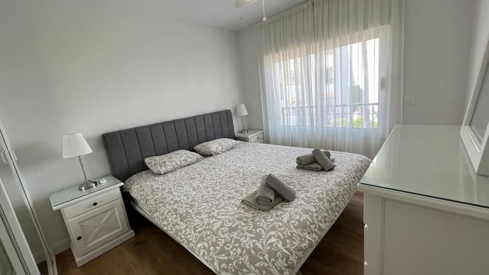 Beautiful sea view apartment in Miraflores Apartment in Costa del Sol