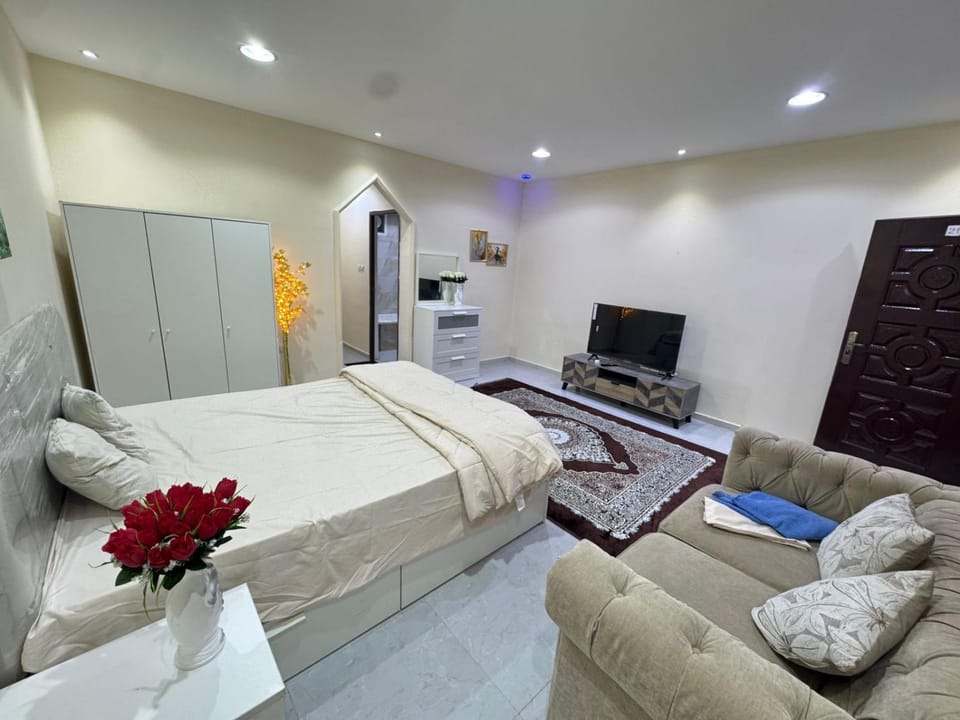 Four Star Royel Real Estate And Hotel Management LLC Bed and Breakfast in Abu Dhabi