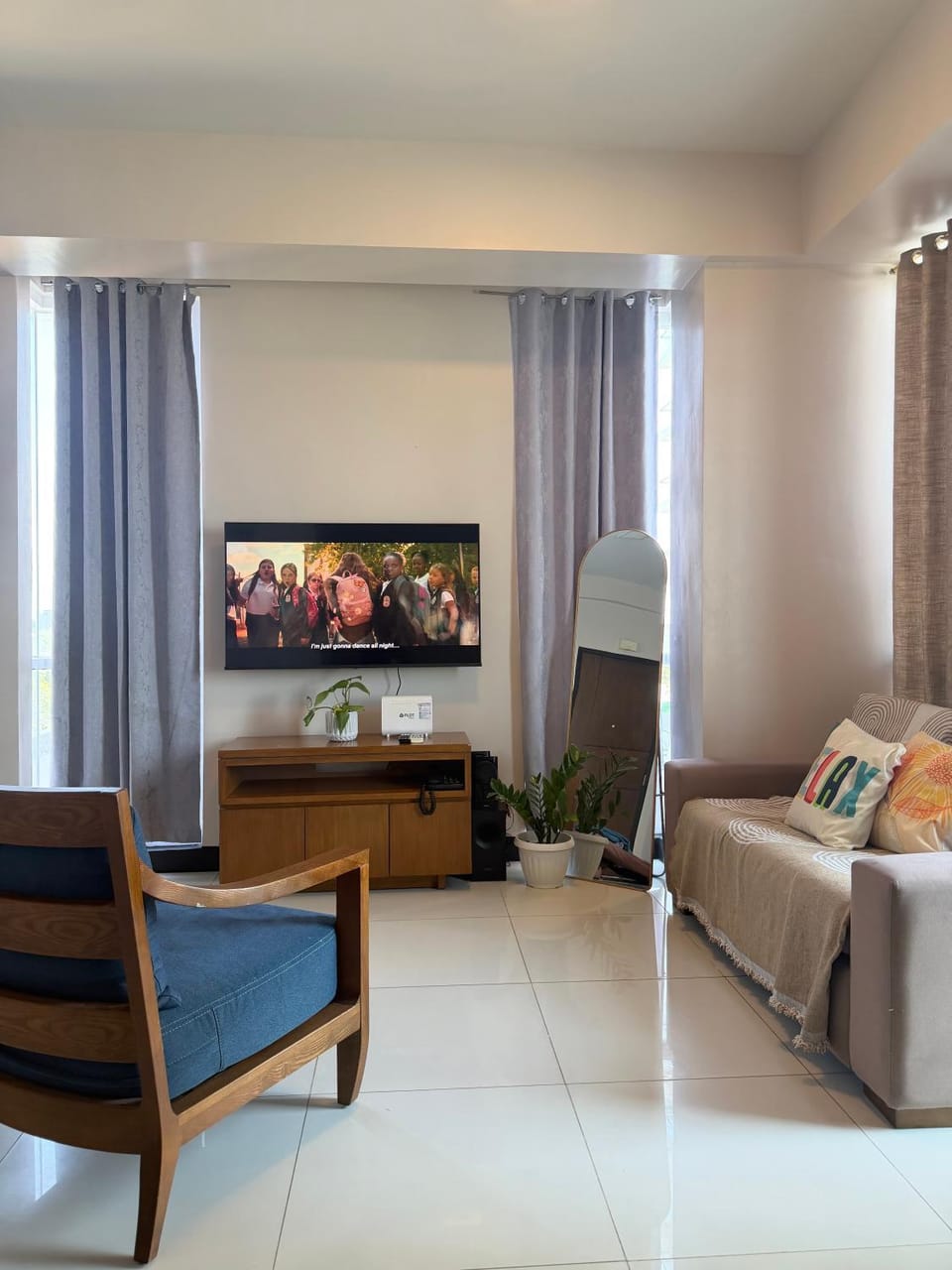Cozy Family Suite Condo at The Mactan Newtown by A&C Apartment in Lapu-Lapu City