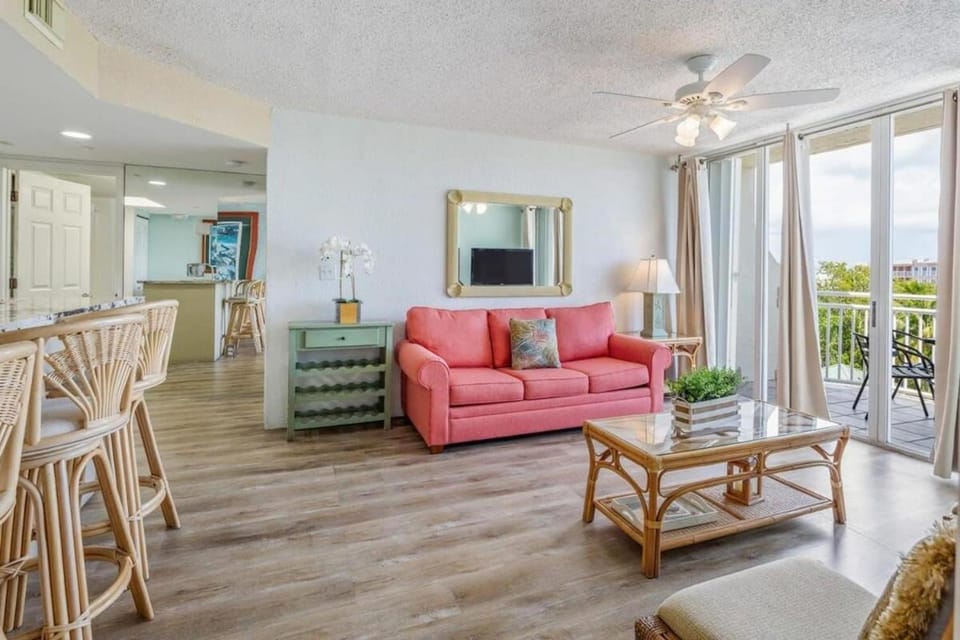 The Samana Cay - Sunrise Suites Apartment in Key West