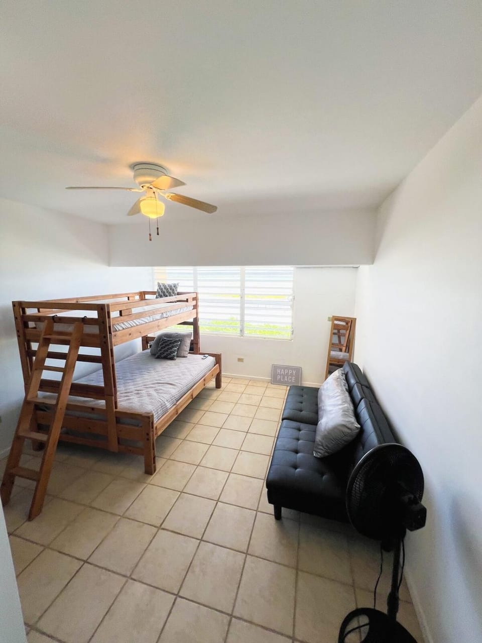 Bed, Photo of the whole room, Bedroom, bunk bed