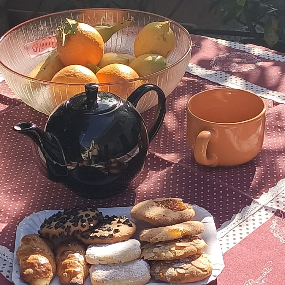 Garden, Food and drinks, Food, Breakfast