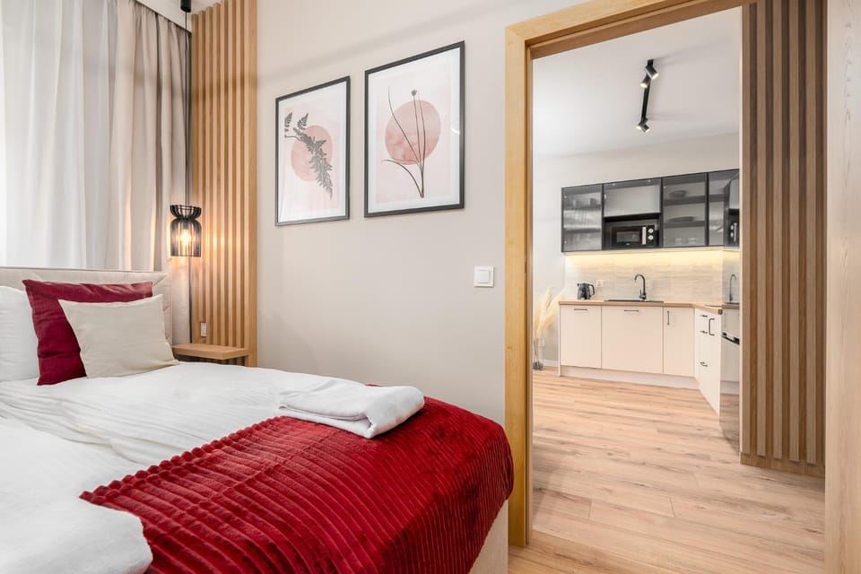 Bed, Kitchen or kitchenette, Photo of the whole room, towels