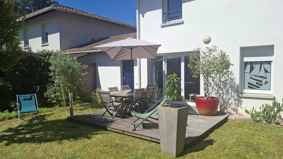 Le Brigantin, villa mitoyenne de 68m2 avec terrasse, jardinet et petit garage Villa in Capbreton