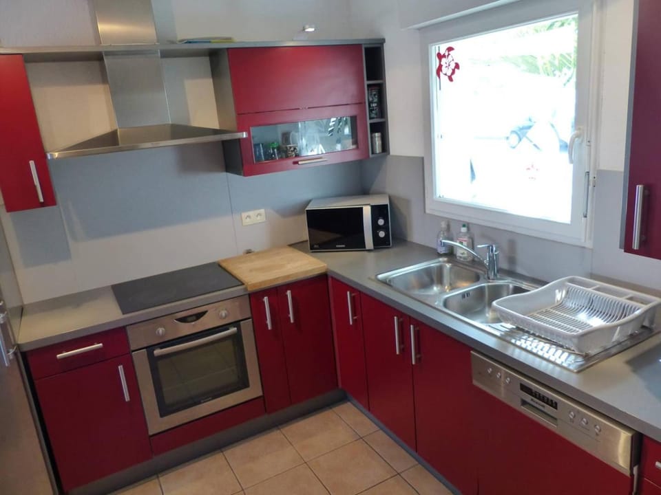 Le Brigantin, villa mitoyenne de 68m2 avec terrasse, jardinet et petit garage Villa in Capbreton