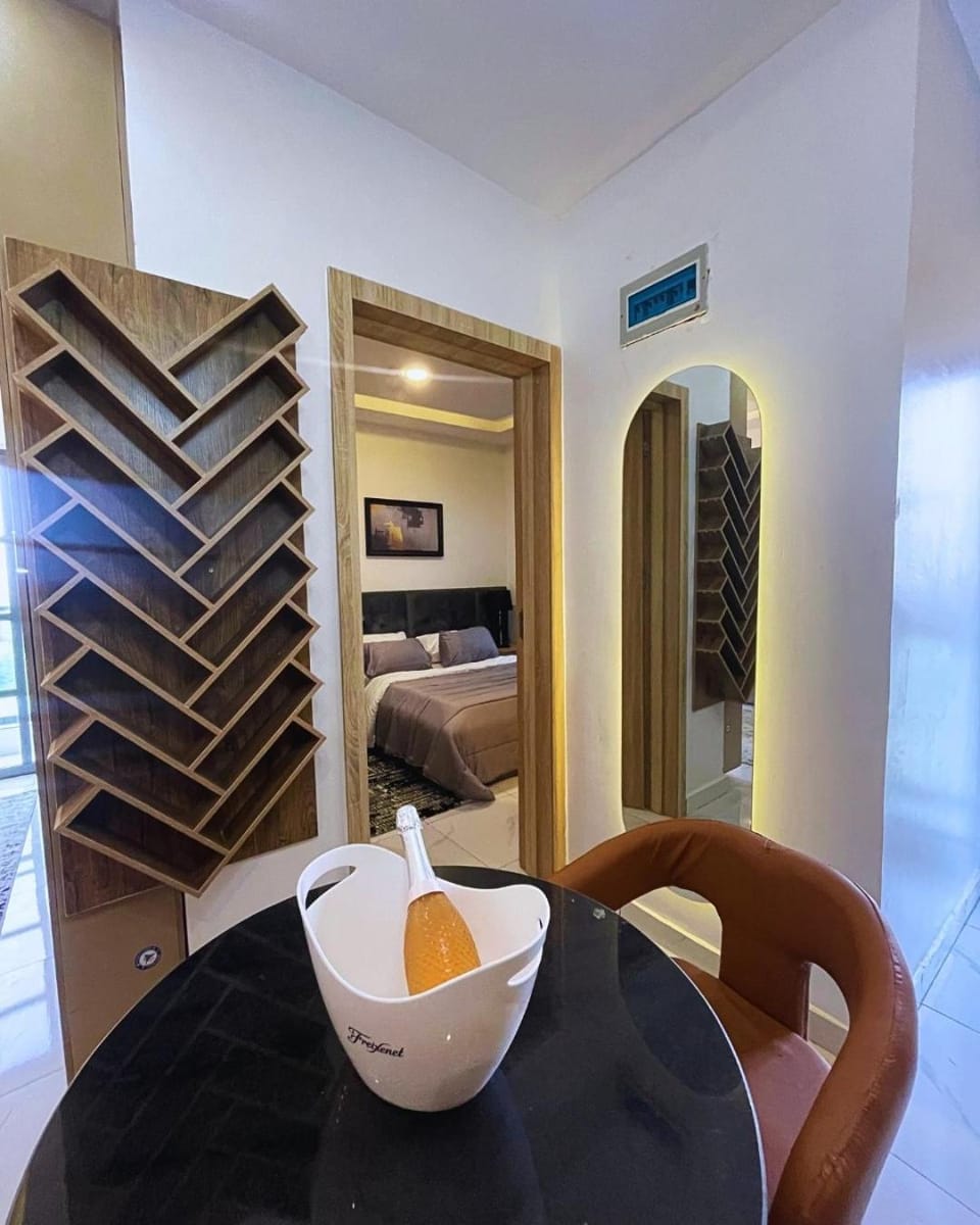 Chic 1bed Apart in Ologolo lekki House in Lagos, Nigeria