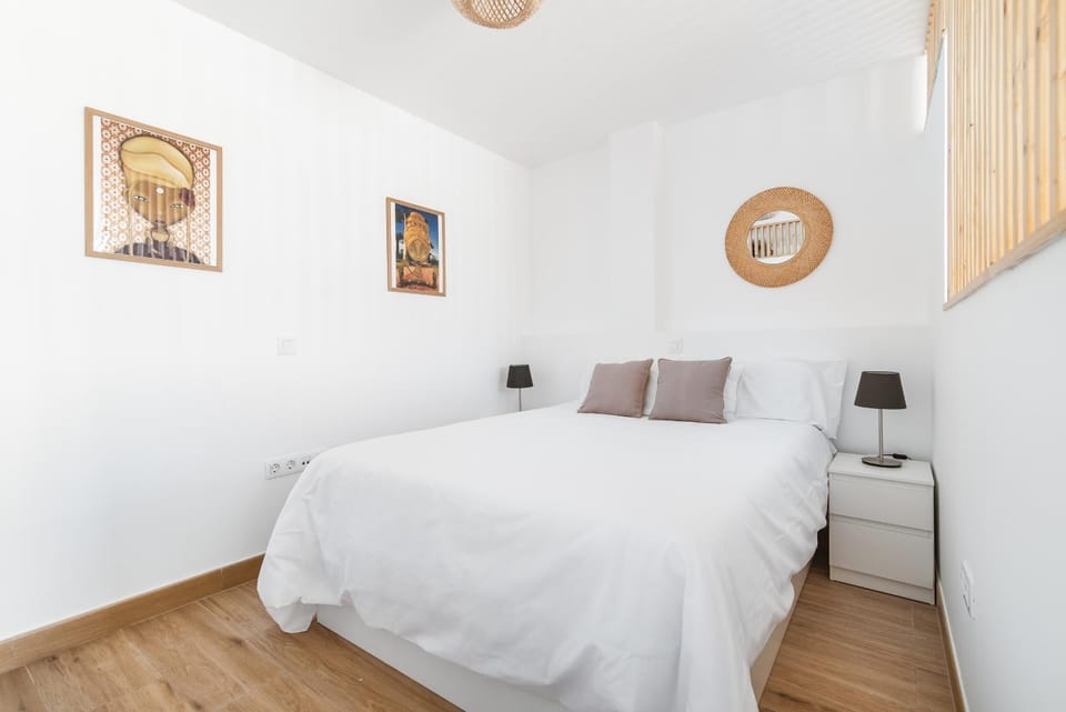 Home2Book Cozy Seaside Apt Las Canteras Beach Apartment in Las Palmas de Gran Canaria