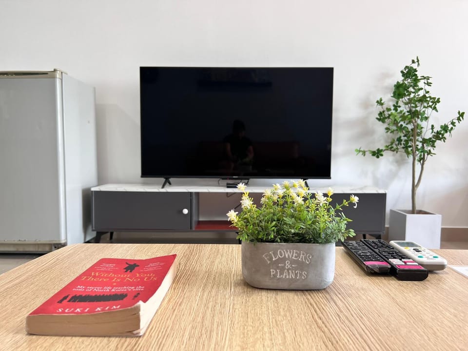 SS15 Courtyard Subang Jaya Sunway Designer Studio Suite Netflix WiFi Apartment in Subang Jaya