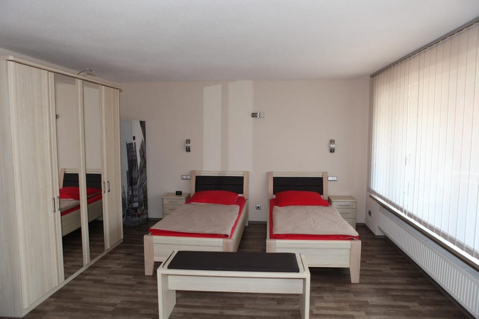 Ferien- und Messe-Wohnung Käfferlein Apartment in Nuremberg