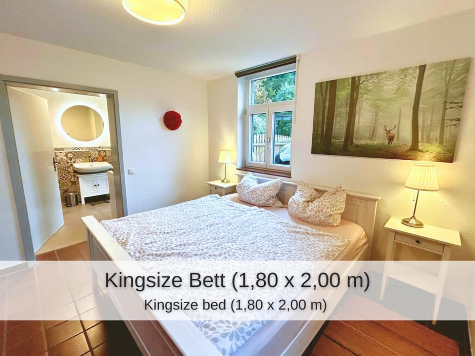 Bed, Bathroom, Bedroom