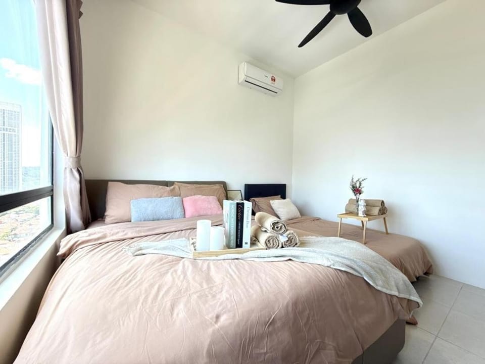 Kepong luxury 3 room 3-11 pax 3 min to desa park Apartment in Petaling Jaya