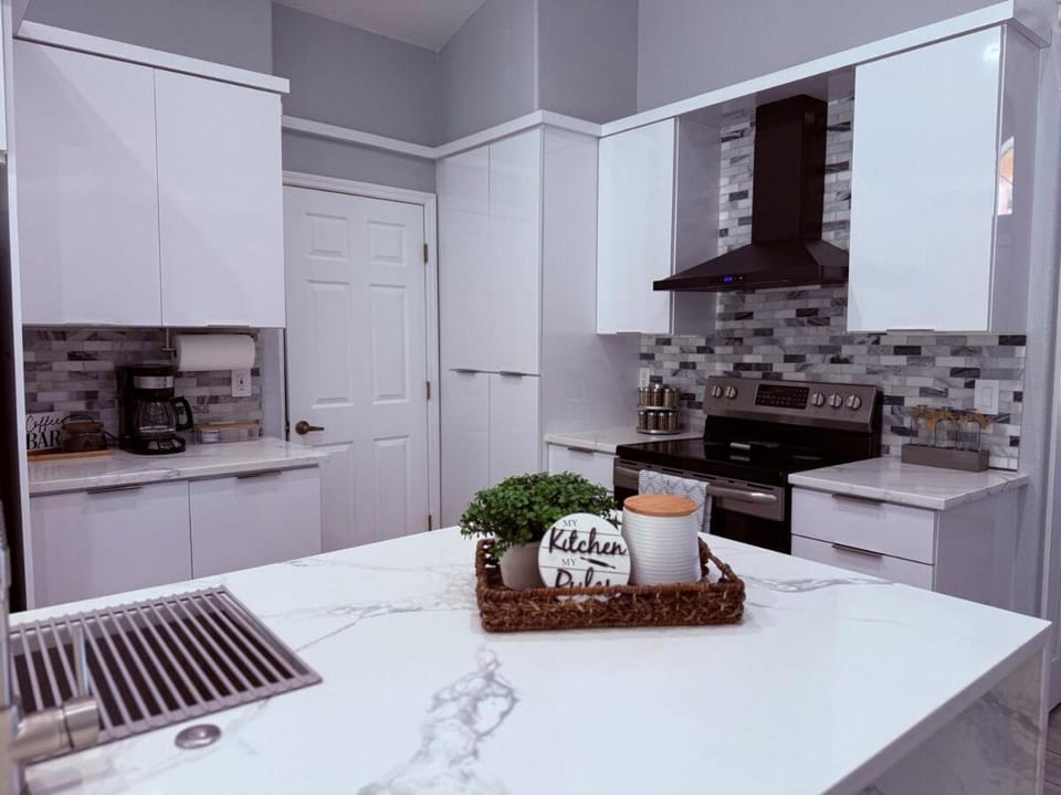 Kitchen or kitchenette, stove, toaster