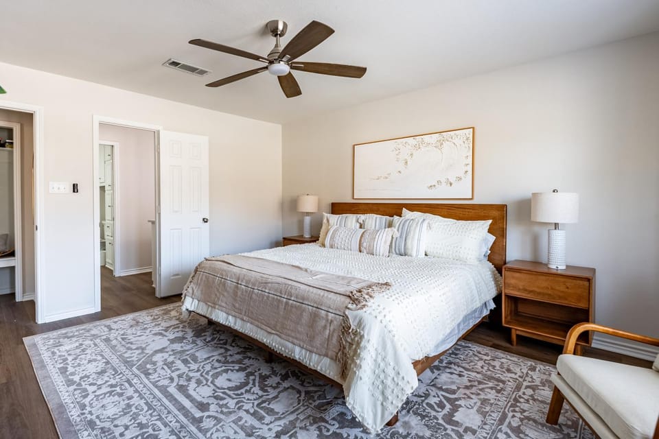 Bed, Bedroom