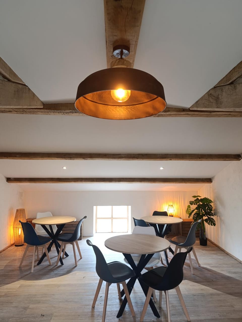 Communal lounge/ TV room, Breakfast