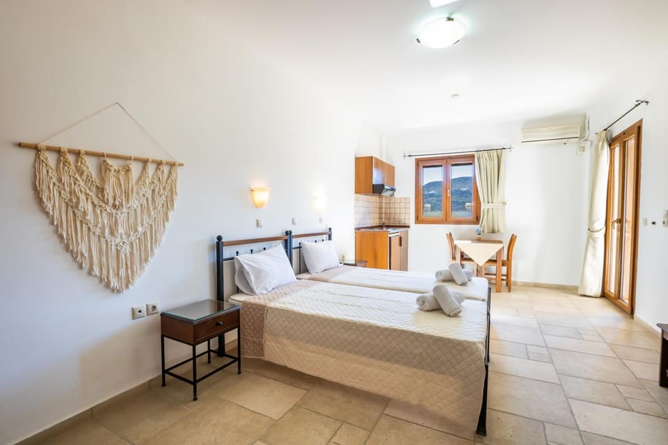 Property building, Living room, Bedroom