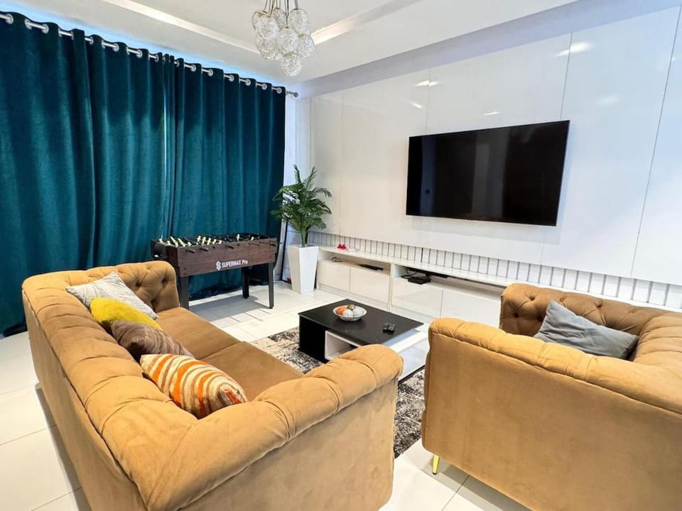 Luxury 2Bed 2Bathroom in Ikate Lekki Apartment in Lagos, Nigeria