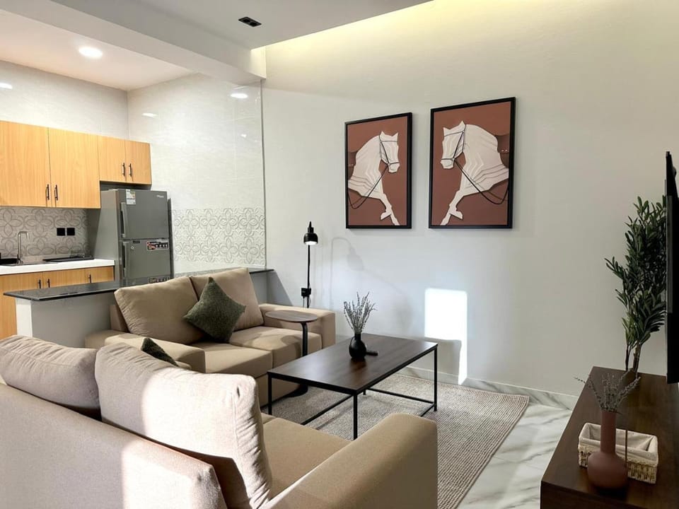 Kitchen or kitchenette, Living room, Seating area, stove