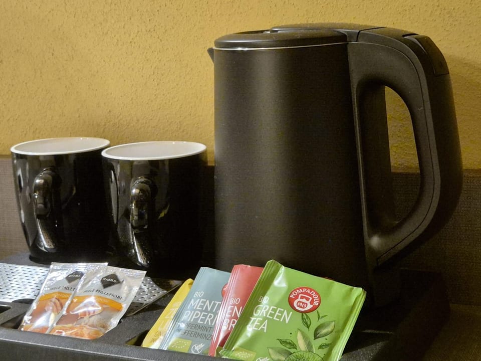 Coffee/tea facilities