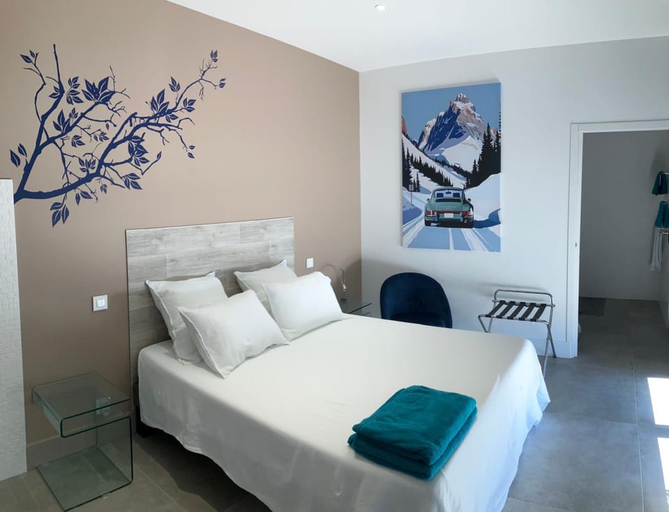 Bed, Night, Bedroom, Mountain view, Pool view