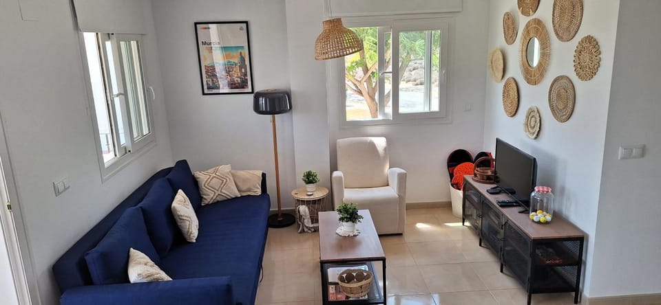 Communal lounge/ TV room, Living room